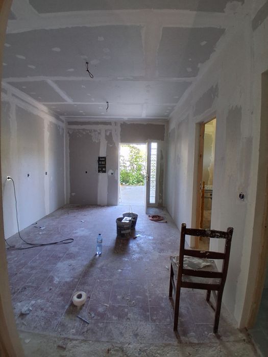 Construção e remodelações