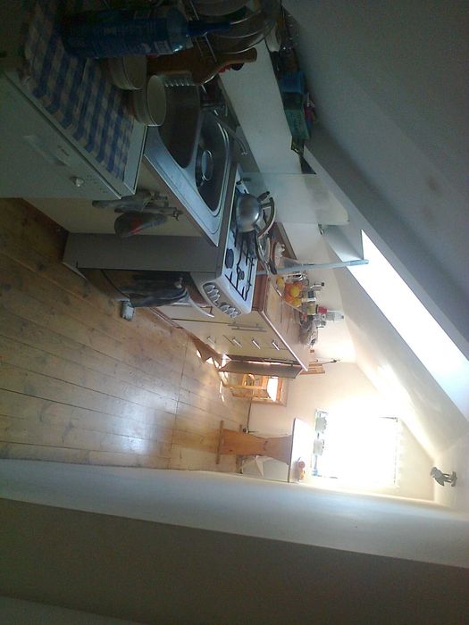 Безкоштовне житло для жінки з дитиною