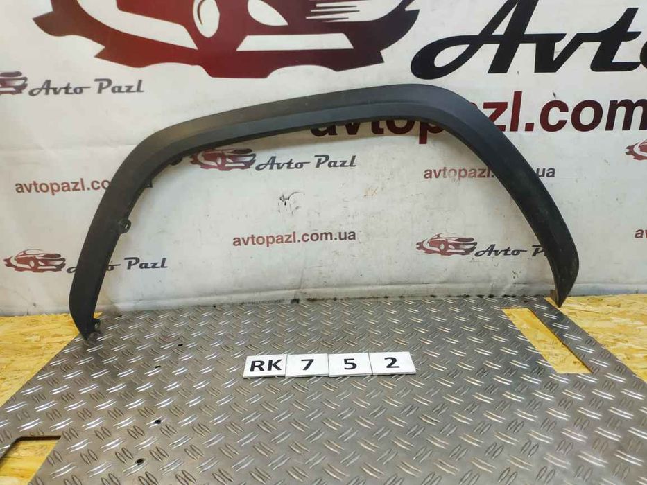 Toyota Land Cruiser 300 2021- Розширювач арки перед L RK0752 75602WY01