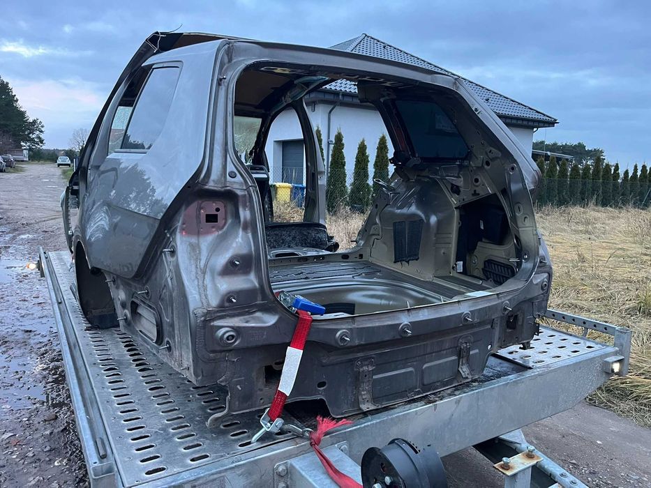 pas wanna tył ćwiartka błotnik tył lewy prawy vw golf vii 7 kombi la7n