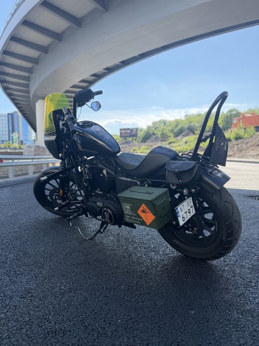 Harley-Davidson (Sportster) iron 883N/1200 Custom