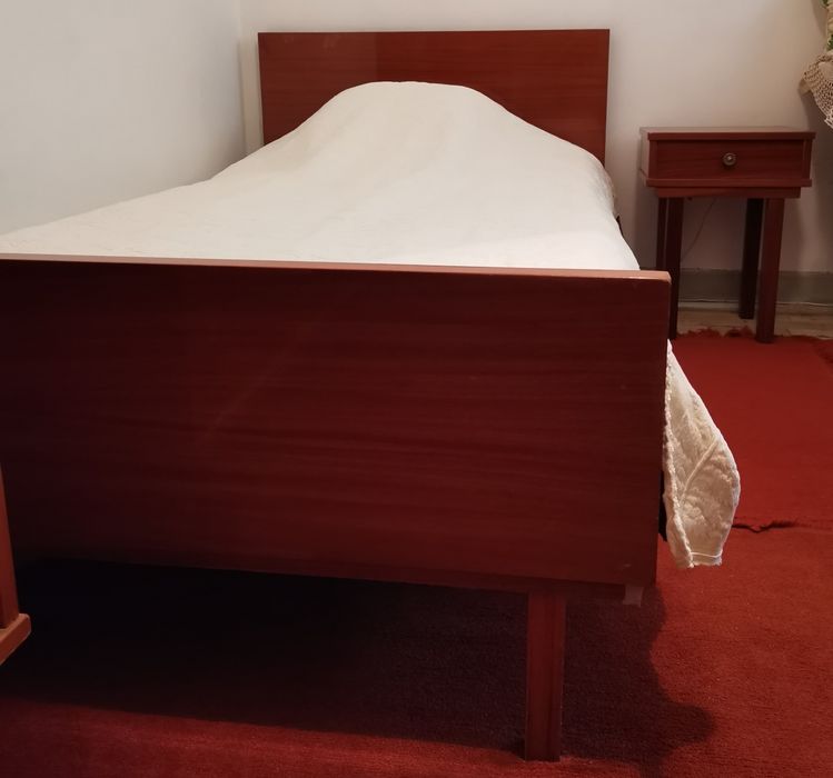 Quarto de solteiro em Castelo Branco