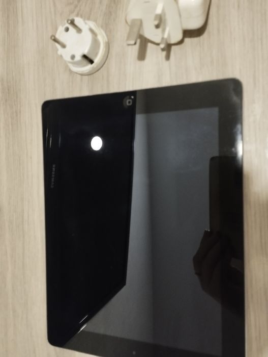 Планшет iPad, Apple,модель 2015 года, с блоком питания и проводом