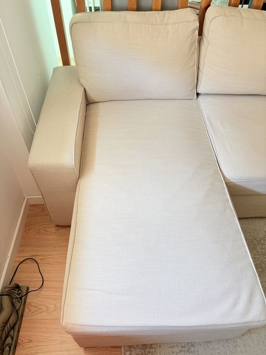 Sofá cama com chaise-longue