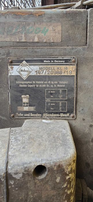 Wykrawarka, Dziurkarka, Prasa Mubea KL16