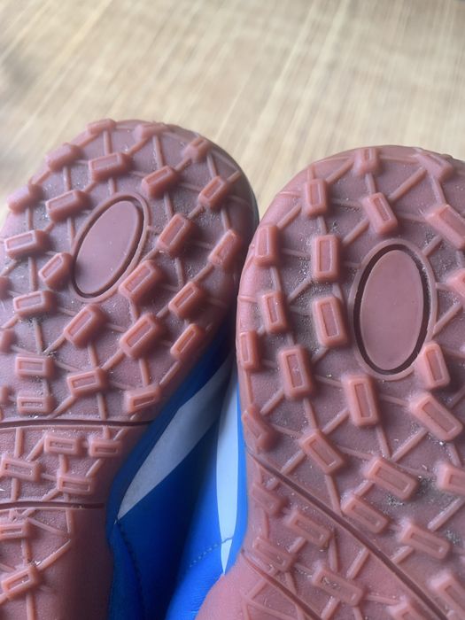 Футзалки.    (Сороконіжки)