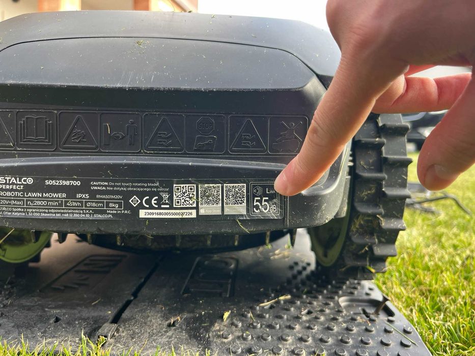 Robot koszący kosiarka automatyczna 600 m2 STALCO RMP650 wi-fi bluetooth