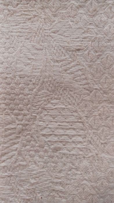 Покрывало белое на диван