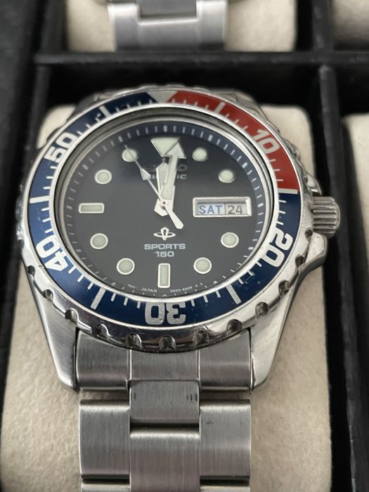 Класний годинник Seiko