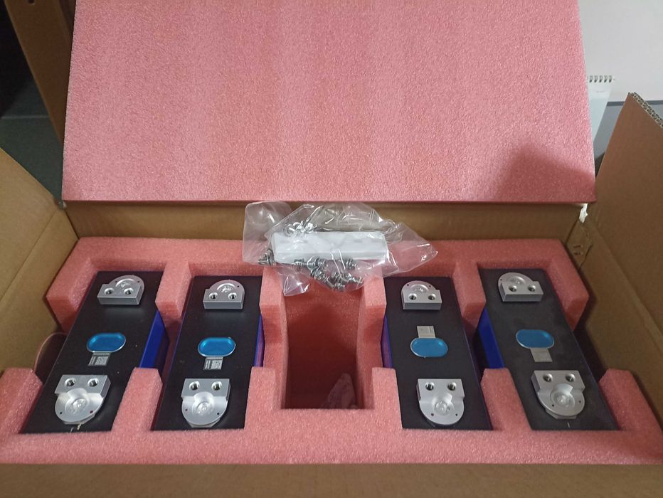Акумулятори  LifePo4 Eve LF280K , компл. 16 шт, нові з заводу виробн.