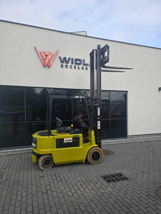 Wózek widłowy CLARK CEM 30S 2002rok