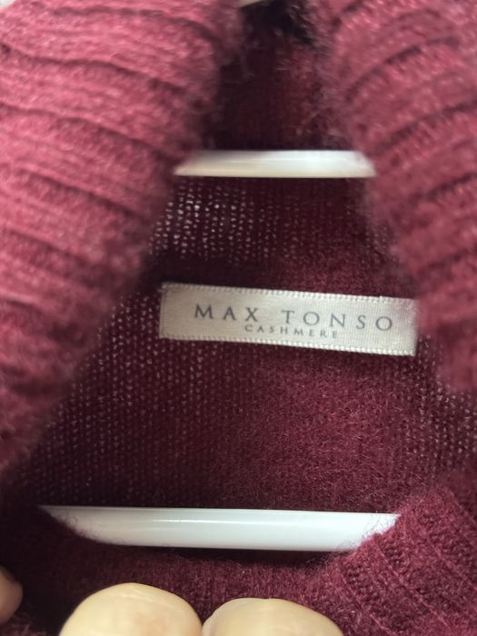 Кашеміровий гольф вишневий.