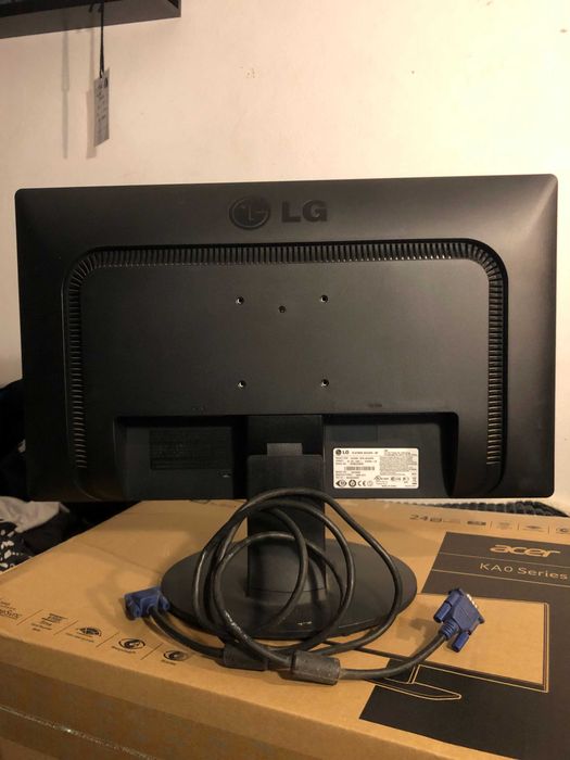 Monitor HD LG Flatron 22''