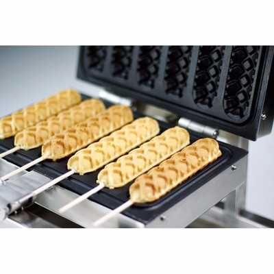 Hotdogi na patyku hotdog waffle maker gofrownica deser gastronomia PRO