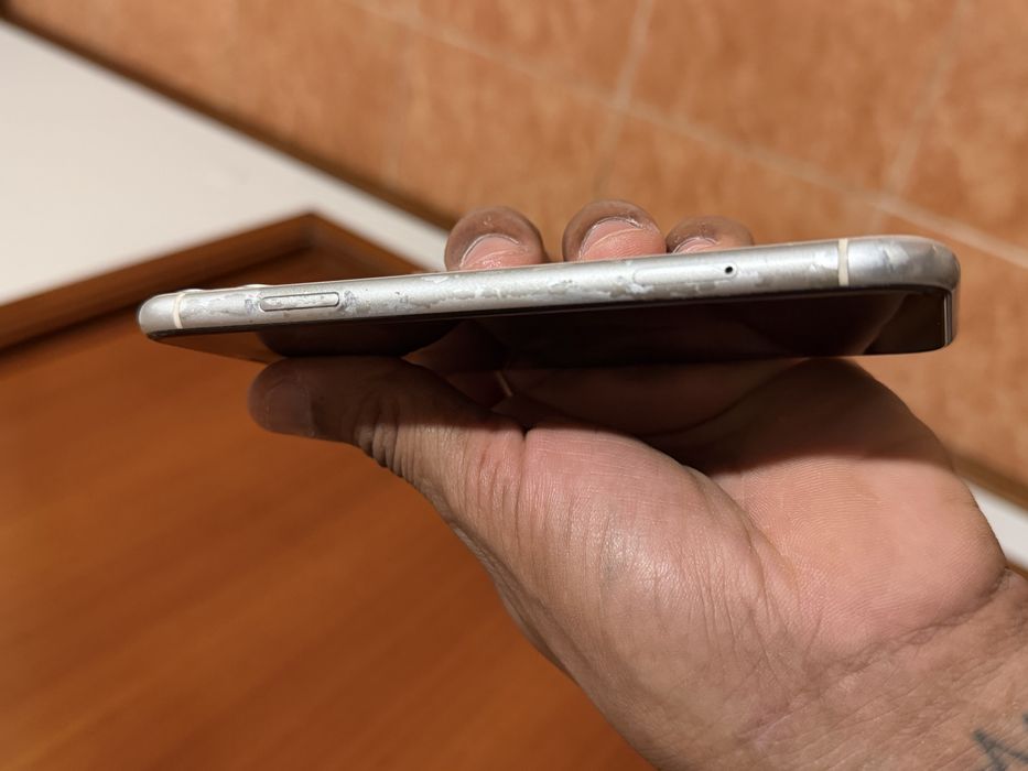 Iphone 11 64GB disponivel