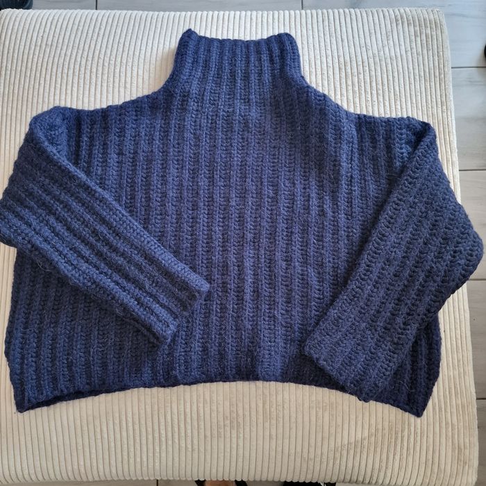 Sweterek The odder side