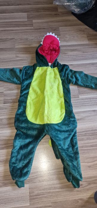 Przebranie na dziecko krokodyl  105-110cm,  GRATIS koszulka