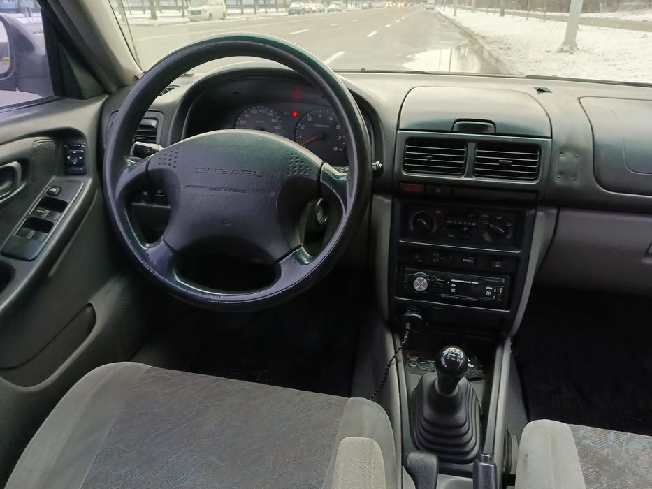 Продам машину "Subaru Forester"