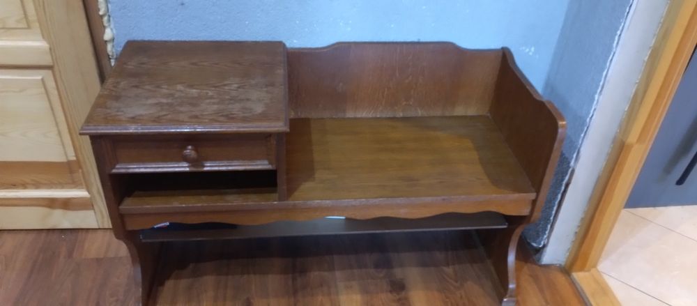 Telefoniera siedzisko do przedpokoju