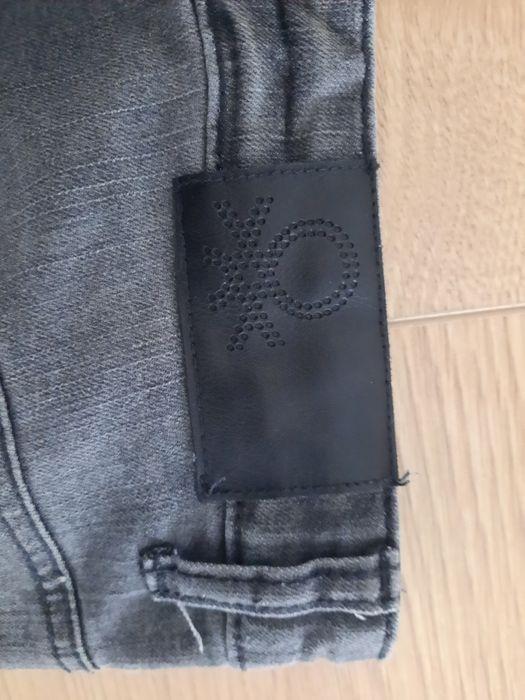 Calças Benetton 10 - 11 anos cinzento
