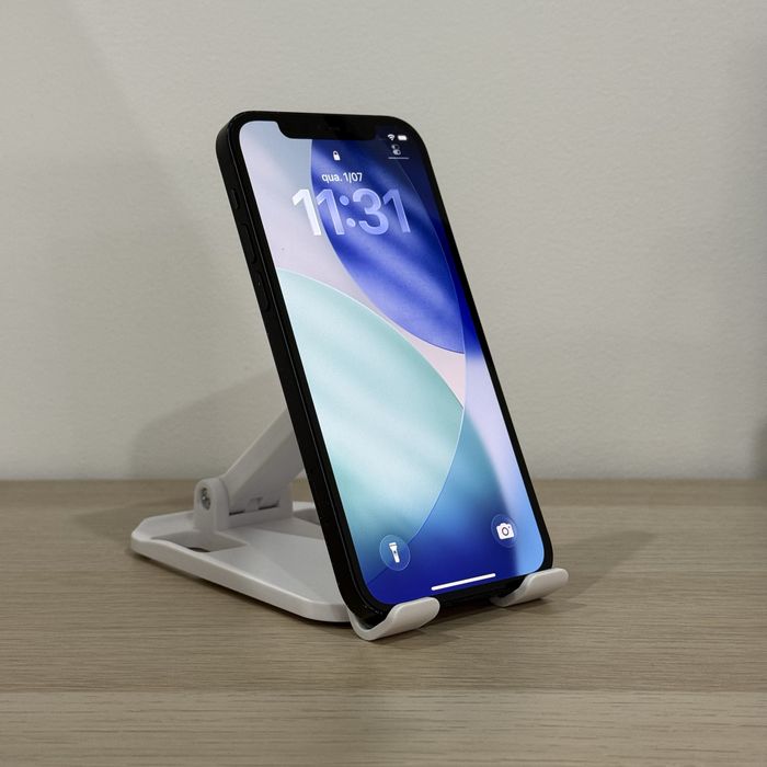 iPhone 12 - 64GB - Desbloqueado
