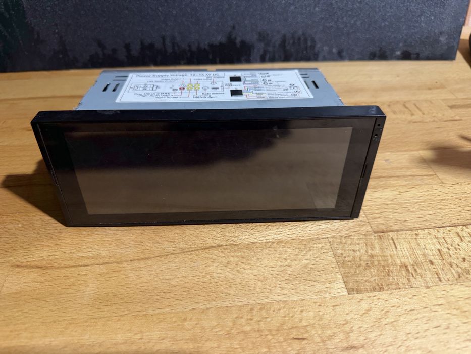 Radio chinskie sprawne  android. 1 gb ram