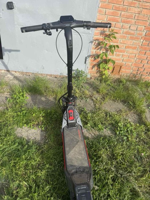 Електросамокат Segway Ninebot ZT3 Pro E
