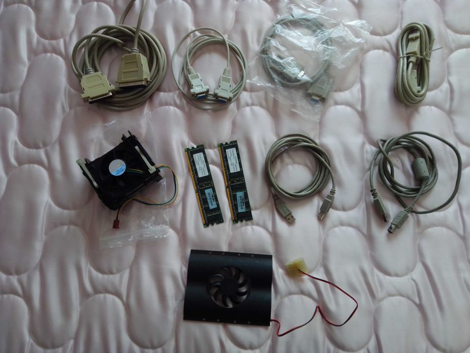 Various computer cables and accessories.444557704698286080