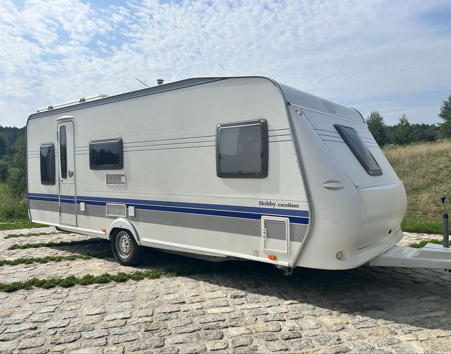 Hobby 560 KMFe, 2007r, piętrowe łóżka