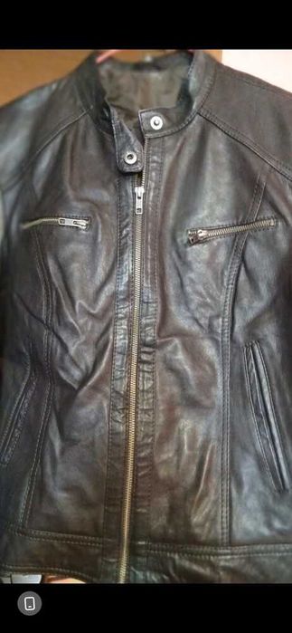 Шкіряна курточка