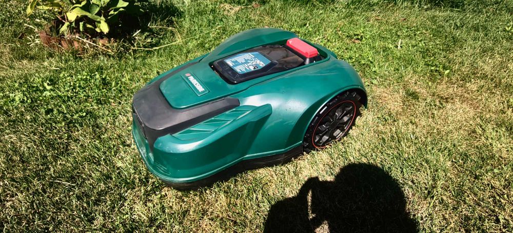 Robot koszący Parkside PAMRS 1000 A1 20 V z akumulatorem i stacją ładującą