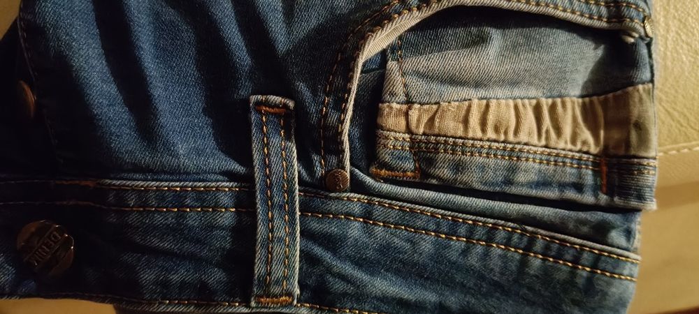 Spodnie jeans Cross 32/34