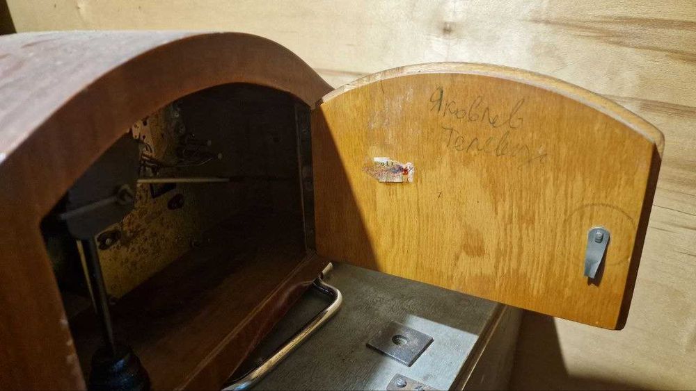 Часы годинники настенные каминные антиквариатные СССР