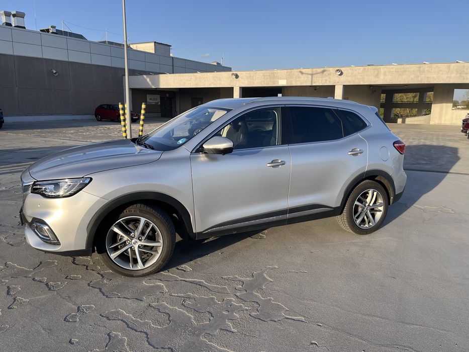 MG EHS plug-in hybryd 2022