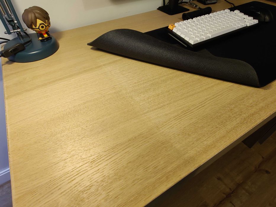 Secretária MALM IKEA - efeito carvalho