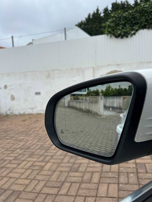 Mercedes C180 d 9G-TRONIC AMG - Full Extras (modelo com facelift)