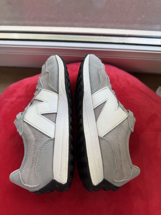 Buty dziecięce New Balance  327, 32, stan bdb