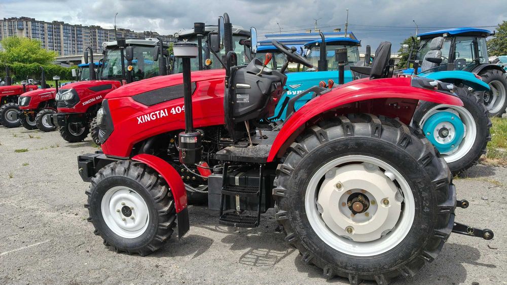 Трактор XINGTAI Сінтай XT-404R реверс примусова навіска