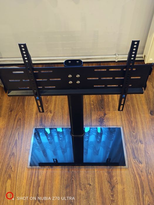 Stojak pod tv max 65