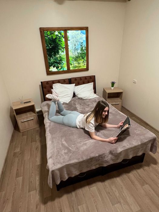 Окрема кімната на Костанайській, Голосіївський район — усе поруч