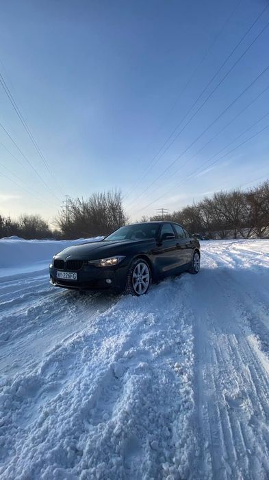 BMW Seria 3 328i X-drive