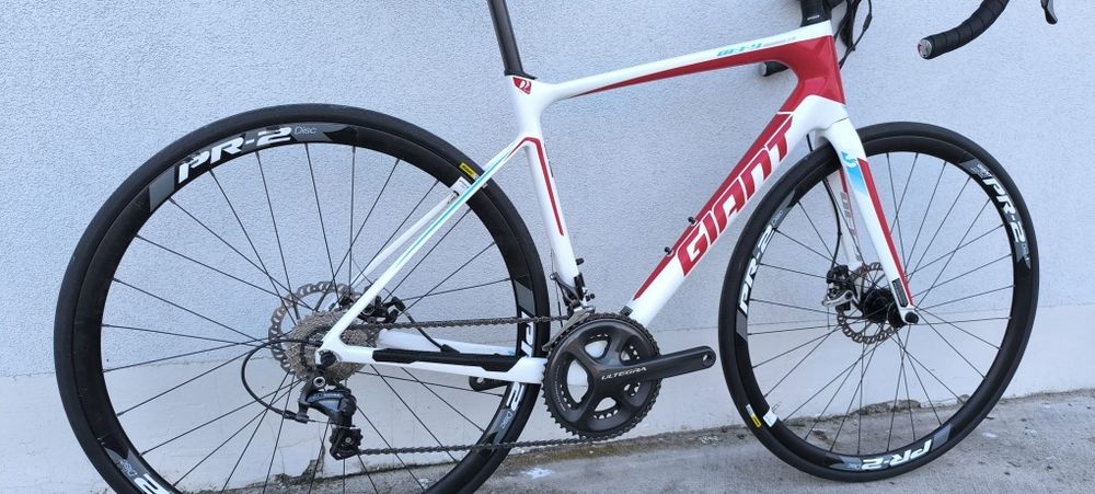 GIANT DEFY ADVANCED 1 (KARBON), Shimano Ultegra, Rozmiar M
