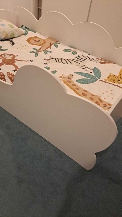 Vendo cama e colchão
