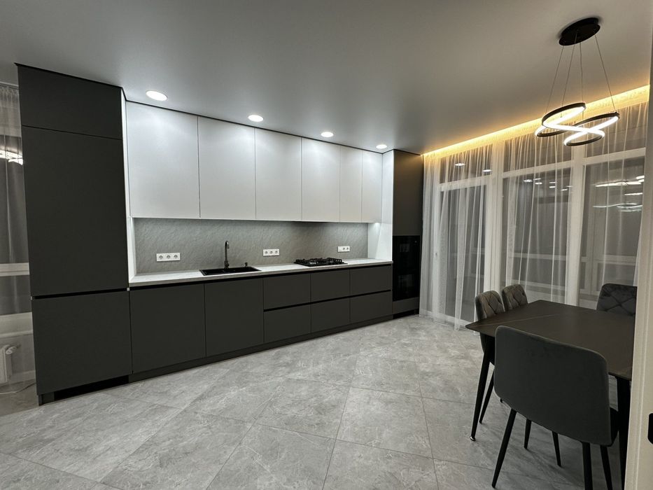 Євро трикімнатна квартира з новим ремонтом, державні програми