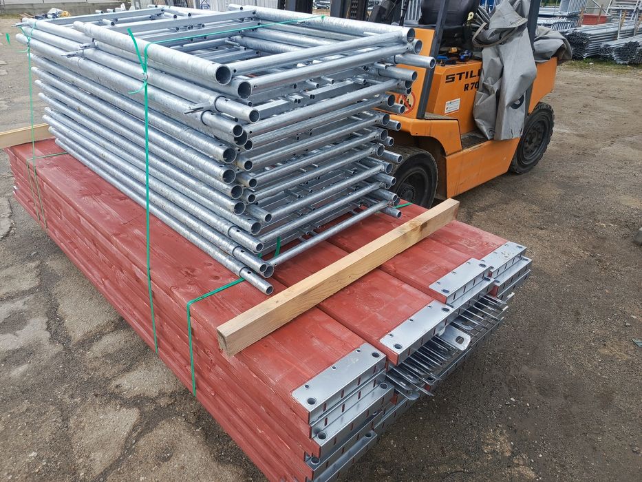 Rusztowanie elewacyjne plettac 24x6.5m idealne na domki
