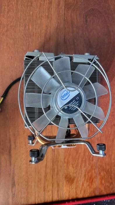 Chłodzenie intel lga 1366 niebieski led