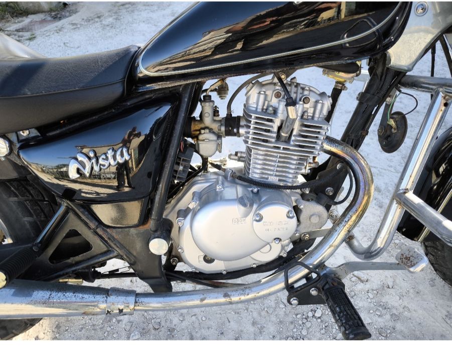 Moto 125cc vendo ou troco por acelera