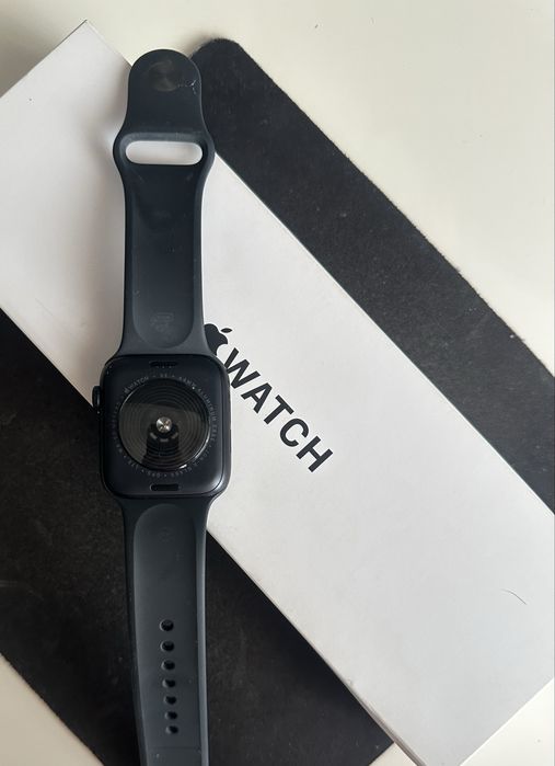 Apple Watch SE (Gen 2) 44mm