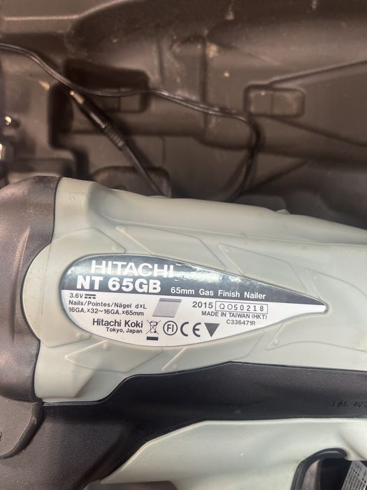 Sztywciarka akumulatorowo gazowa HITACHI