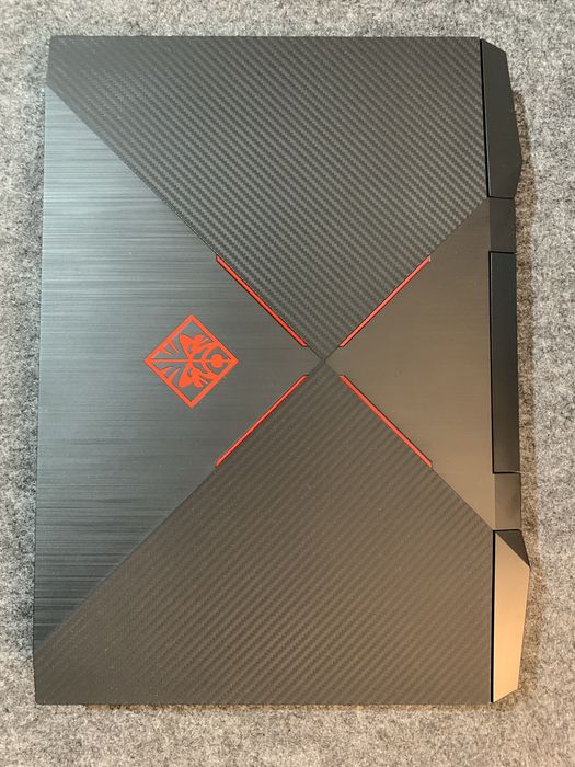 Hp OMEN i7-9750h Gtx1660ti 144hz